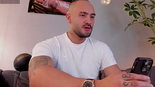 Snapshot of JeanColleman chatting on 09.14.25 JeanColleman online show from 09.14.25