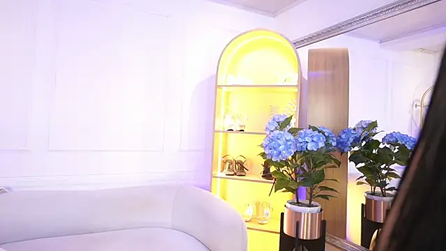 elasummer online show from 01.14.26