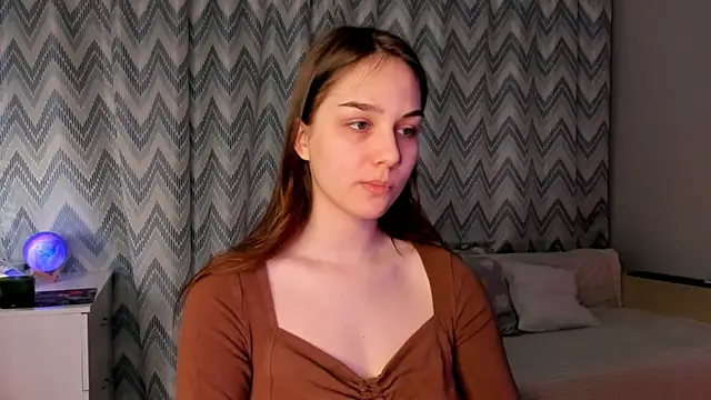 Tate Angel online show from 02.01.25