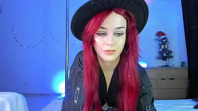 Snapshot of mollyposhh chatting on 01.06.25 mollyposhh online show from 01.06.25