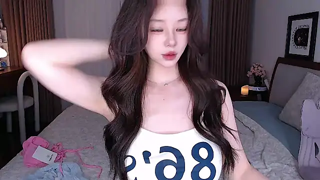 sweateanv  online show from 07.28.26
