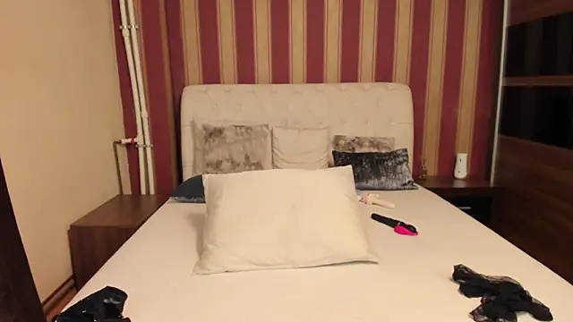 AshPage online show from 02.04.26