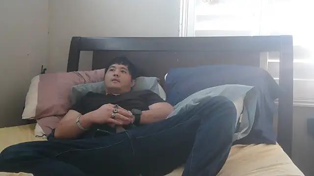 cloudyspun online show from 04.11.26