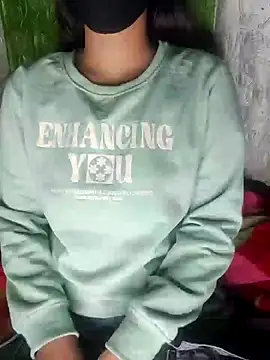 Snapshot of SexyBipasha chatting on 12.13.24 SexyBipasha online show from 12.13.24