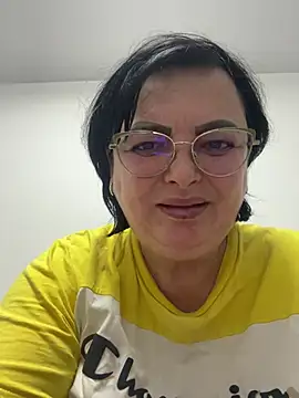 Amandamuller1982 online show from 02.04.25