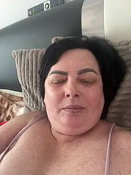 Amandamuller1982 online show from 02.24.25