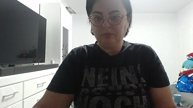 Amandamuller1982 online show from 09.26.25