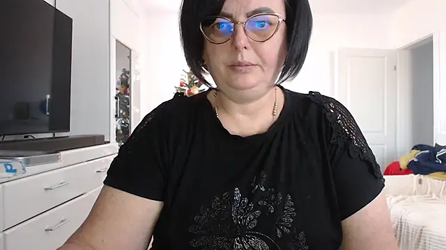 Amandamuller1982 online show from 12.16.25