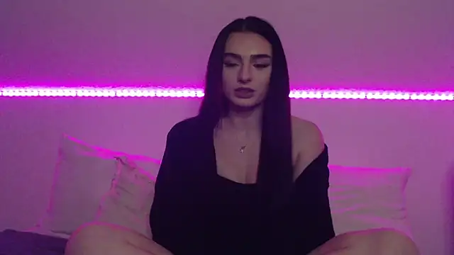 AdelinaAlia online show from 02.17.25