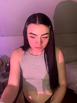 AdelinaAlia online show from 09.11.25