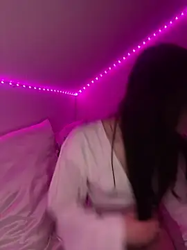 Snapshot of AdelinaAlia chatting on 02.02.26 AdelinaAlia online show from 02.02.26