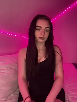 Snapshot of AdelinaAlia chatting on 02.11.26 AdelinaAlia online show from 02.11.26