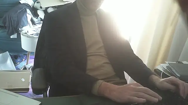 shyfrenchcock1 online show from 03.19.26