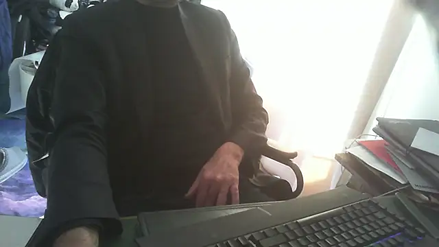 shyfrenchcock1 online show from 03.30.26