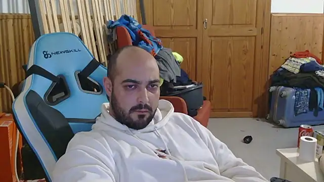 chicomallorca96 online show from 02.02.26