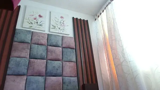 Saraa-restrepo online show from 01.21.25