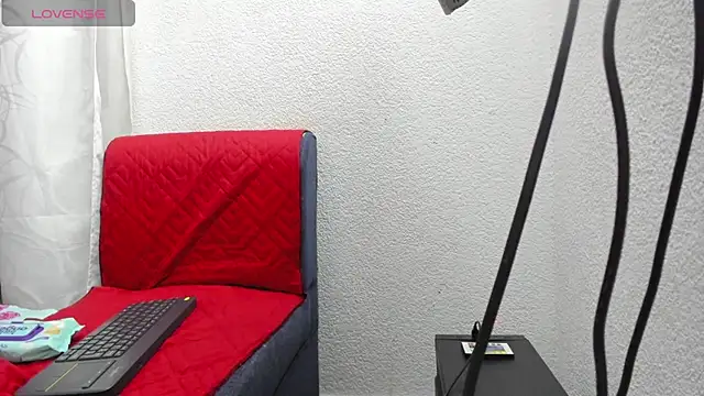 Saraa-restrepo online show from 10.22.25