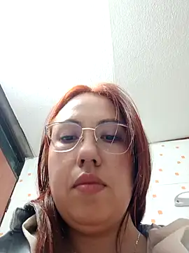 Snapshot of VIOLETA-25_ chatting on 01.22.25 VIOLETA-25 online show from 01.22.25
