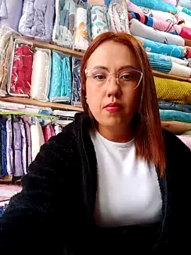 Snapshot of VIOLETA-25_ chatting on 02.10.25 VIOLETA-25 online show from 02.10.25