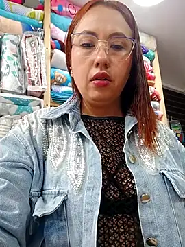 Snapshot of VIOLETA-25_ chatting on 02.13.25 VIOLETA-25 online show from 02.13.25