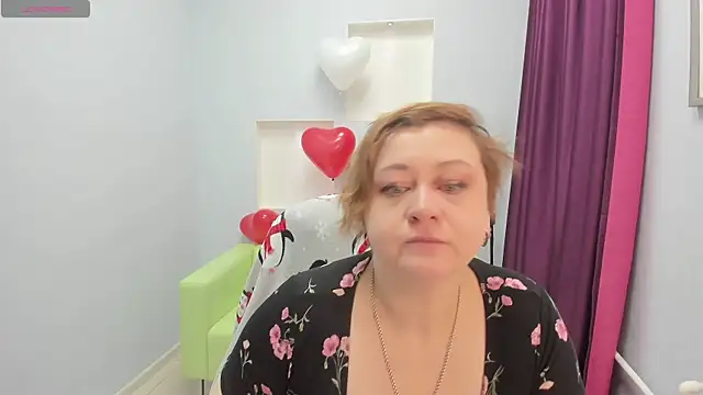 Snapshot of Dolorys chatting on 02.15.26 Dolorys online show from 02.15.26