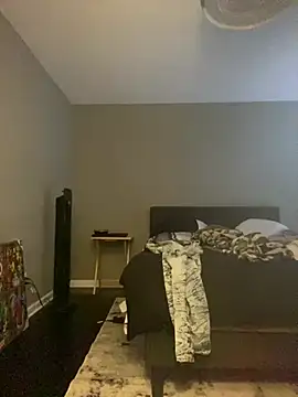 Snapshot of Mrrrixxhhh chatting on 12.15.24 Mrrrixxhhh online show from 12.15.24