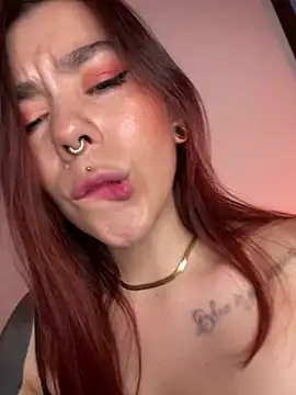 luccianagreyy online show from 01.18.25