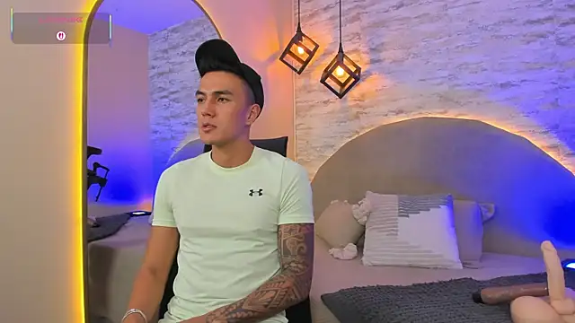 Aron Bolt online show from 04.06.26