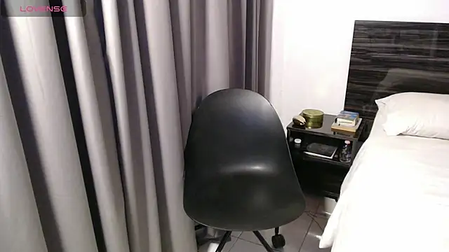 Snapshot of FaustoCock chatting on 03.04.25 FaustoCock online show from 03.04.25