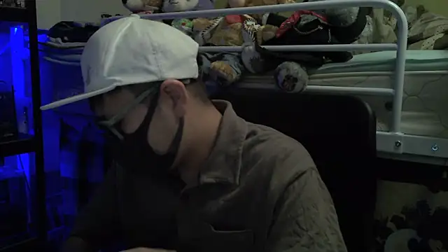 Owl1216 online show from 12.08.24