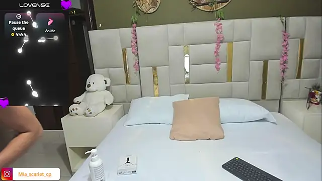 Mia scarlet69 online show from 01.09.26