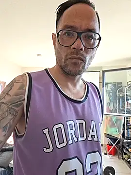 mileflav0r online show from 04.20.26