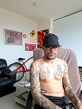 mileflav0r online show from 04.30.26