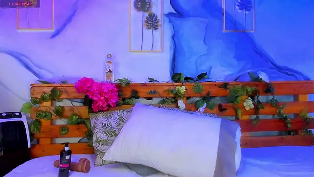 Perla Franco online show from 01.22.25