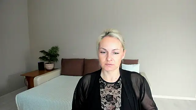 Snapshot of Alicee_Gracee chatting on 01.30.25 Alicee Gracee online show from 01.30.25