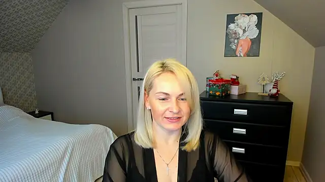 Alicee Gracee online show from 12.05.25