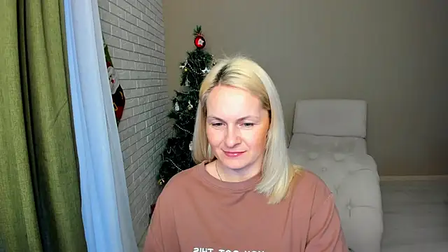 Alicee Gracee online show from 12.17.25