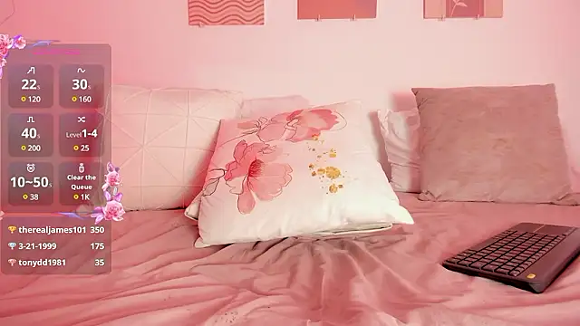 Mia Heartt online show from 12.06.24