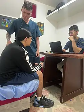 Snapshot of Anthony-Martin chatting on 02.04.26 Anthony-Martin online show from 02.04.26