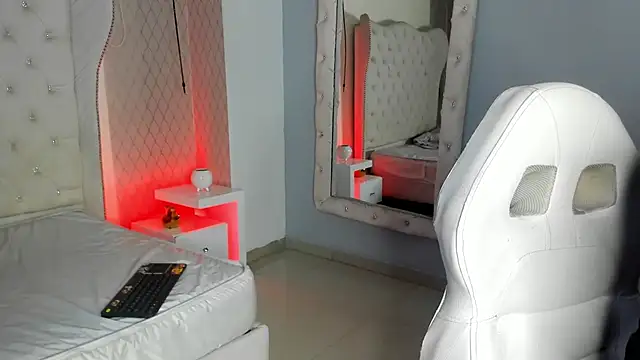 Lucii fer  online show from 02.07.26