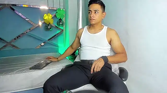 Lucii fer  online show from 03.17.26