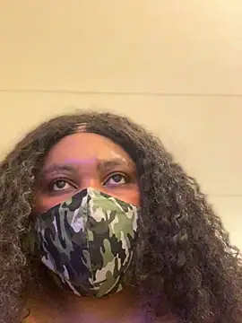 bonbonaumiel online show from 12.18.24