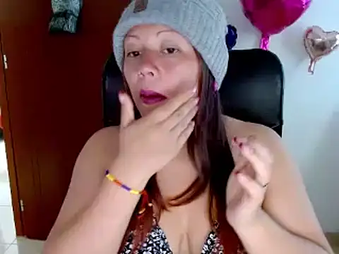 miss evoleth2 online show from 09.23.25