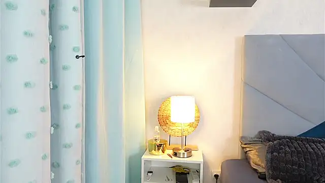 AshiaEkta1 online show from 02.04.26