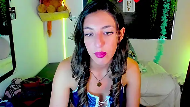 queen-natty online show from 02.25.26