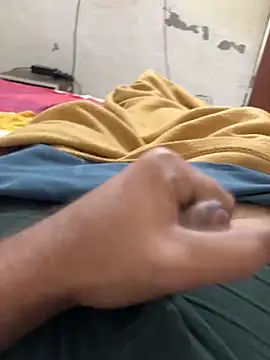 Snapshot of satrr_xxx chatting on 11.19.25 satrr xxx online show from 11.19.25