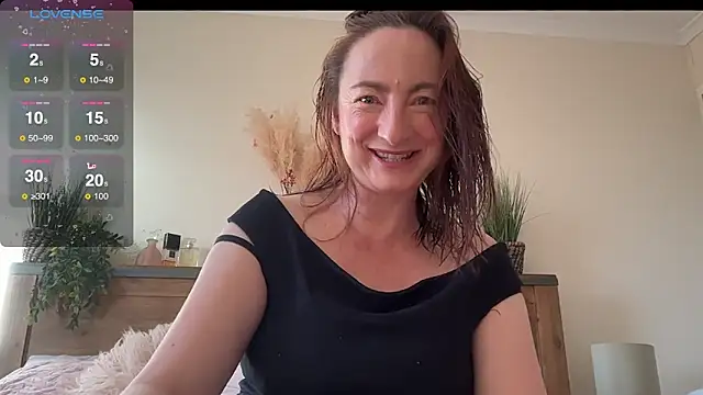 LouiseTswing online show from 12.02.24