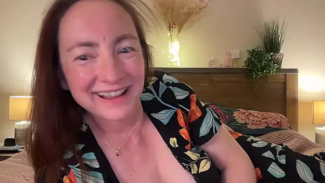 LouiseTswing online show from 02.06.25