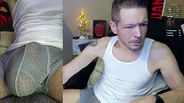 Snapshot of MasterForgedRayy chatting on 12.27.24 MasterForgedRayy online show from 12.27.24