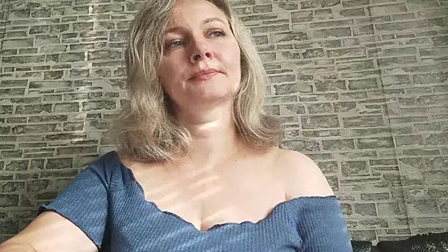 EdithManning online show from 11.21.25